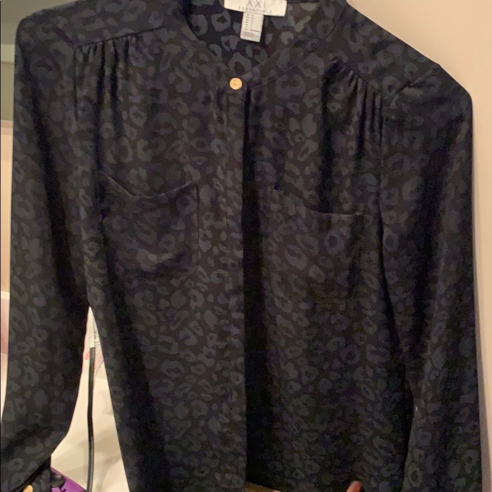 Leopard gold button top